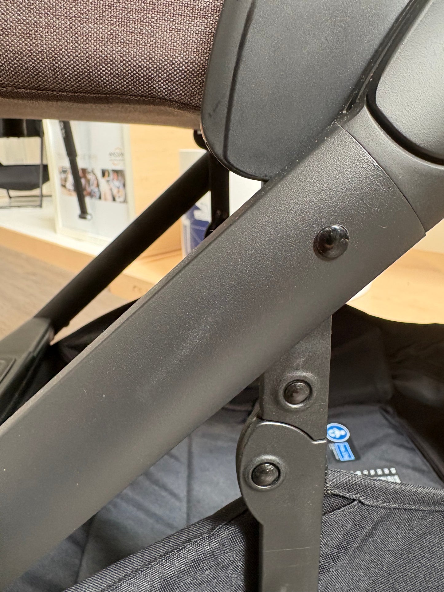 EX DISPLAY Nuna Mixx Pushchair, Carrycot + Cup Holder - Chestnut