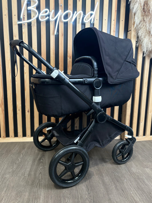 PRE LOVED Bugaboo Fox2 Travel System - Black