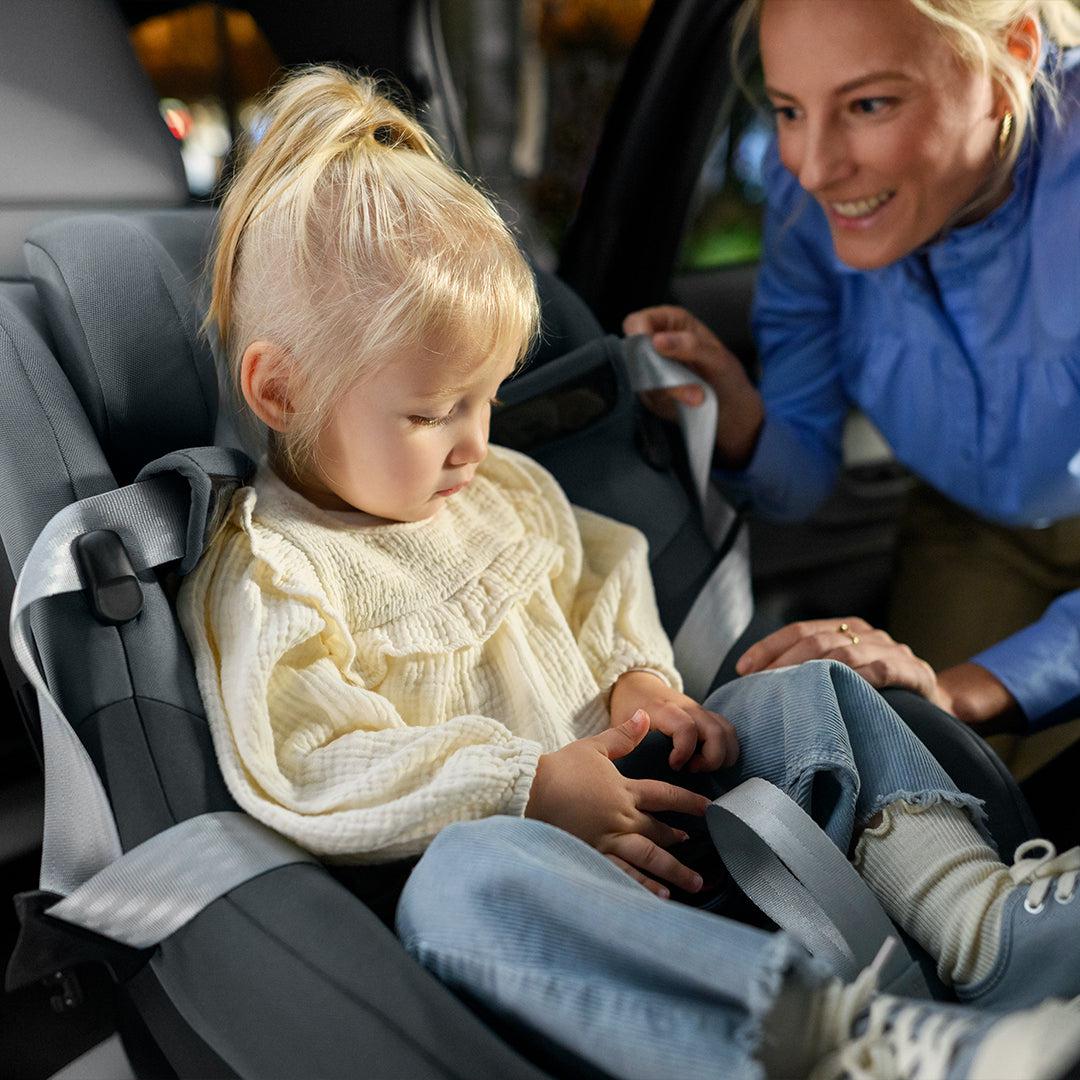 Maxi-Cosi Pearl S Car Seat - Tonal Graphite