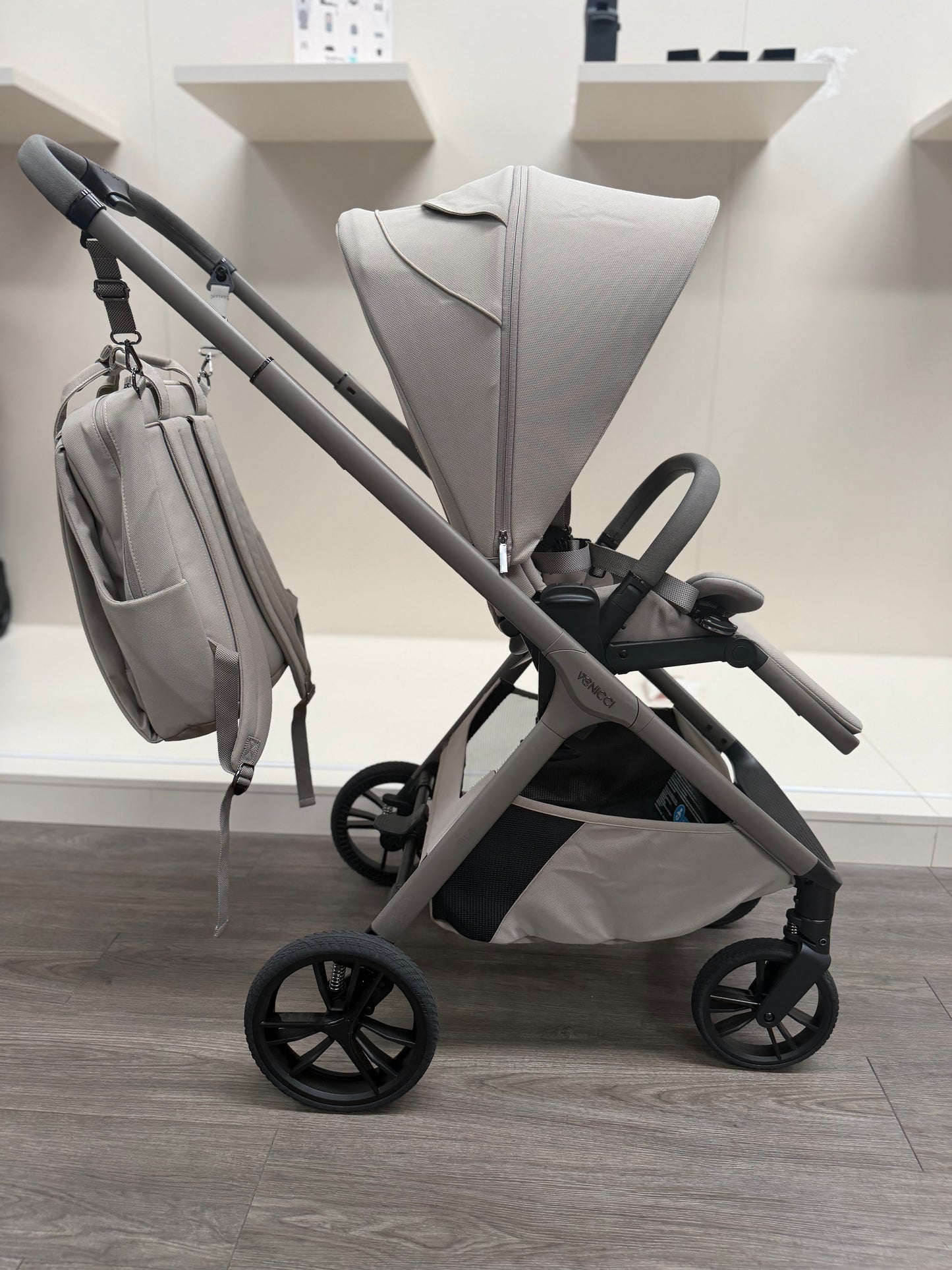 EX DISPLAY Venicci Tila Pram, Pushchair + Accessories - Latte