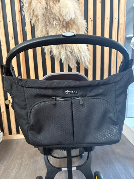 PRE LOVED Doona+ Car Seat & Stroller w/ Essentials Bag - Urban Grey