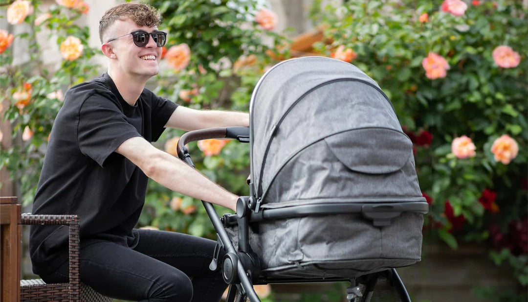How Big Should the Boot of Your Car Be to Fit a Travel System?