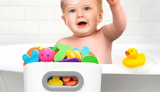 When Should Parents Introduce Bath Toys to Infants