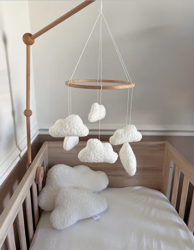 Top 5 Benefits of Cot Mobiles for Your Baby's Development
