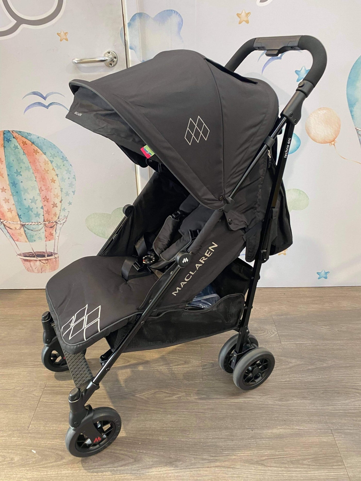 Pre-Loved Pushchairs & Strollers