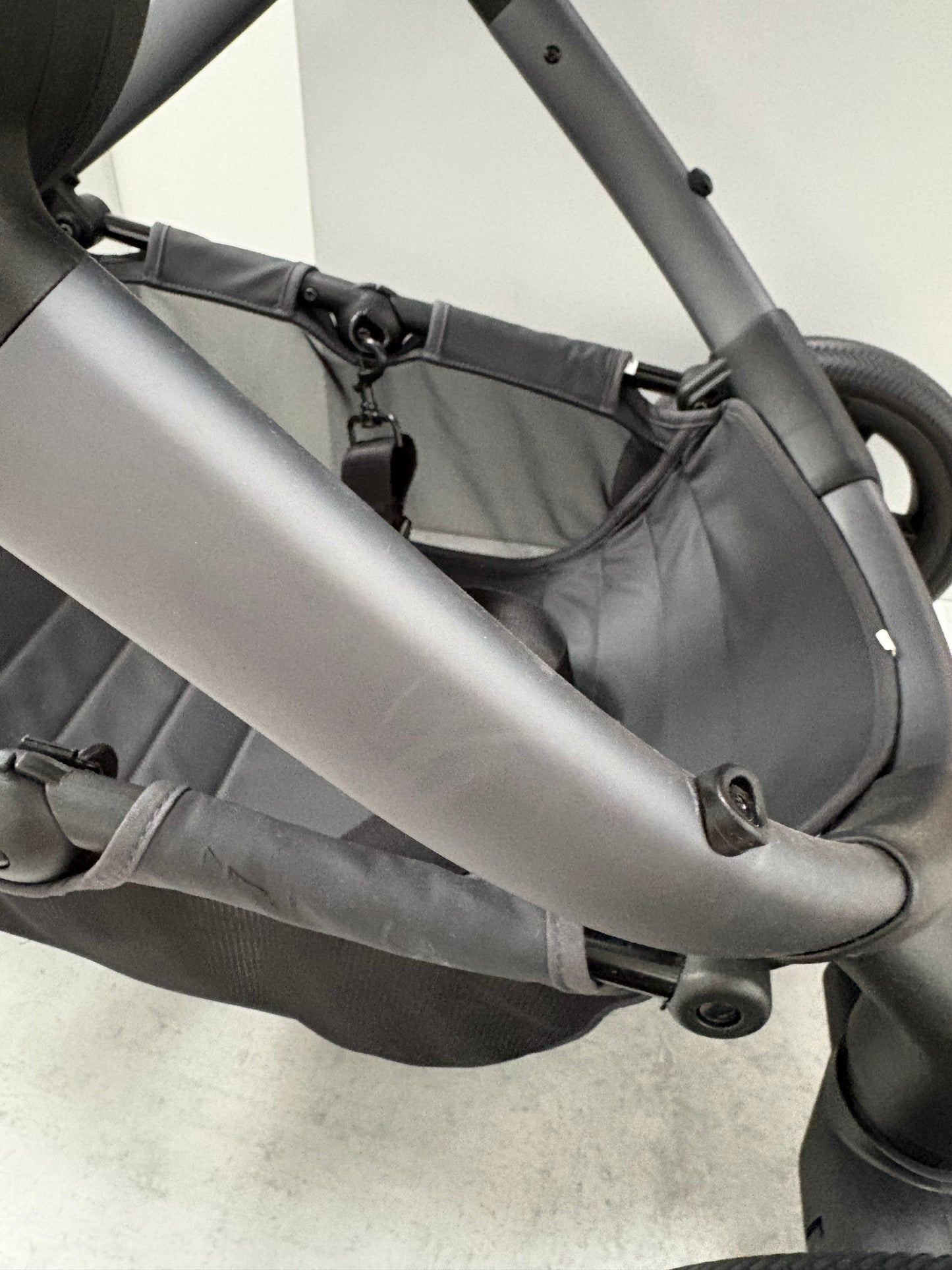 EX DISPLAY iCandy Peach 7 All-Terrain Pram & Pushchair Combo + Footmuff - Storm Grey