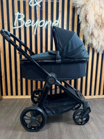 PRE LOVED Babystyle Oyster3 Travel System - Pixel
