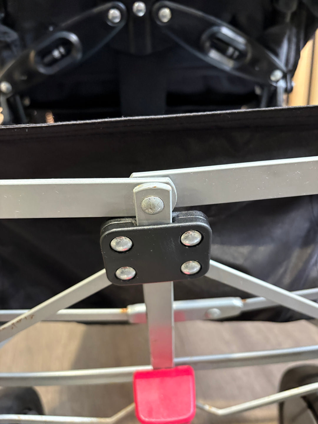 PRE LOVED Silver Cross Pop Stroller - Black