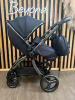 PRE LOVED egg2 Travel System - Cobalt