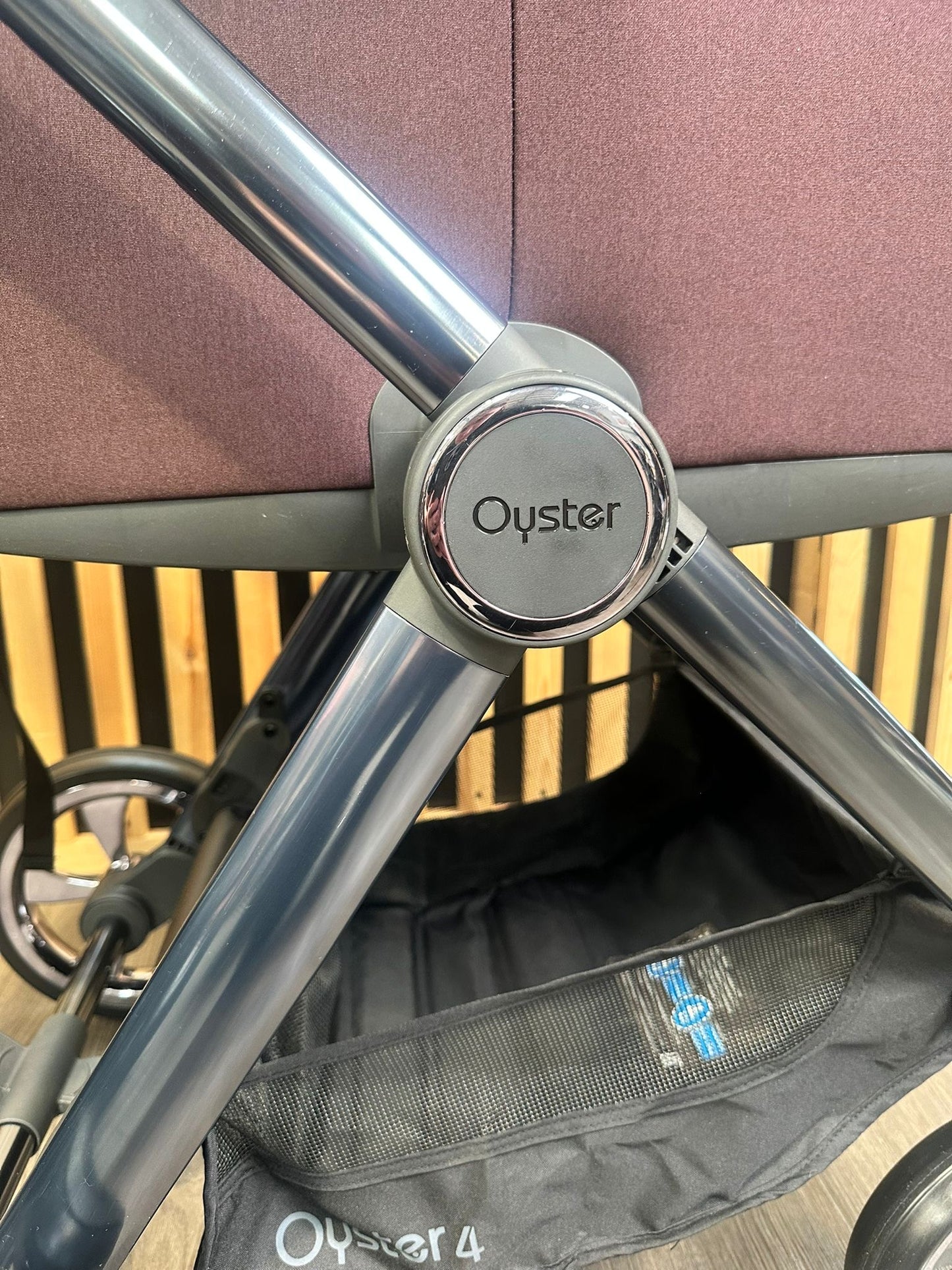 PRE LOVED Babystyle Oyster4 Travel System - Mulberry