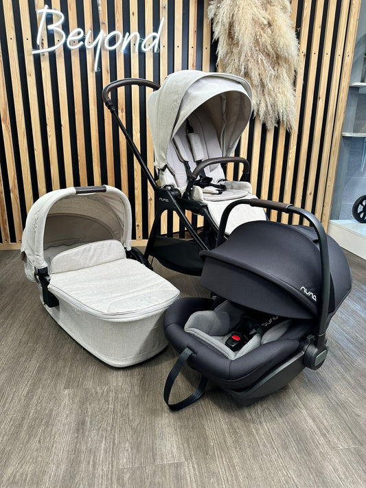 PRE LOVED Nuna Triv Travel System - Biscotti