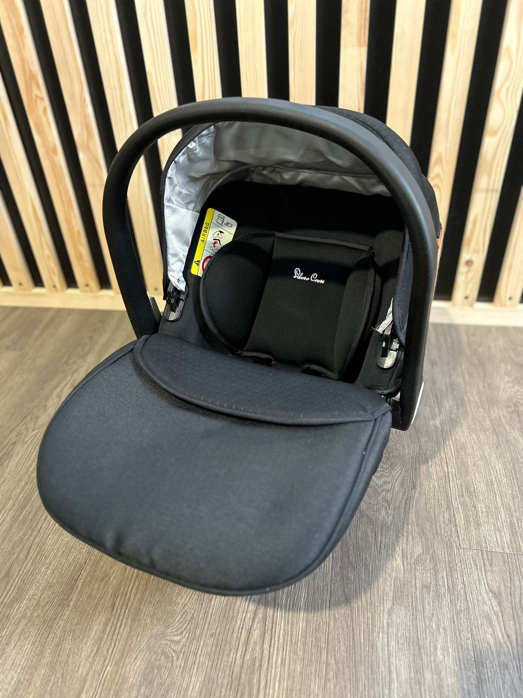 PRE LOVED Silver Cross Pioneer Simplicity Travel System - Eclipse