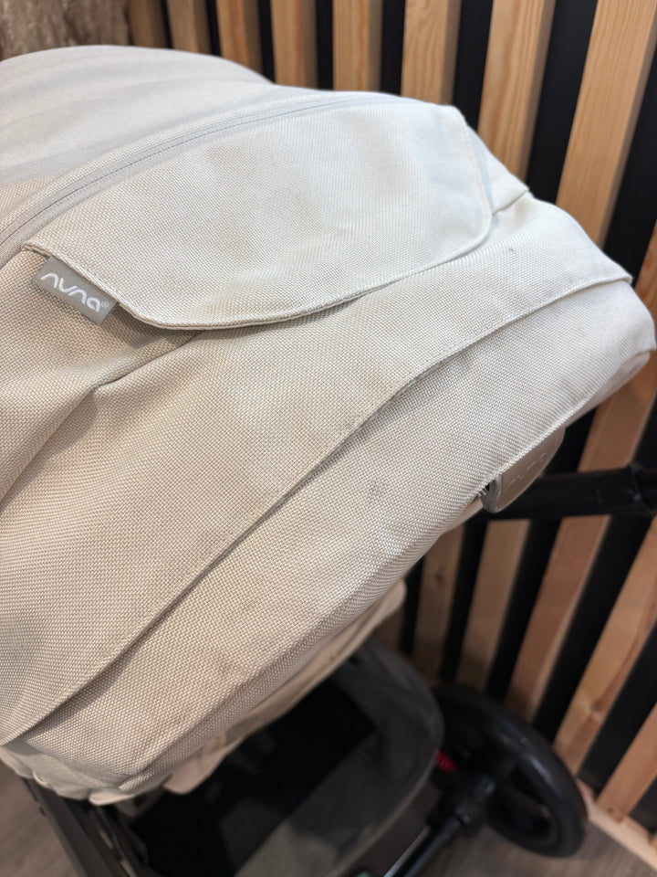 PRE LOVED Nuna Mixx Travel System - Birch