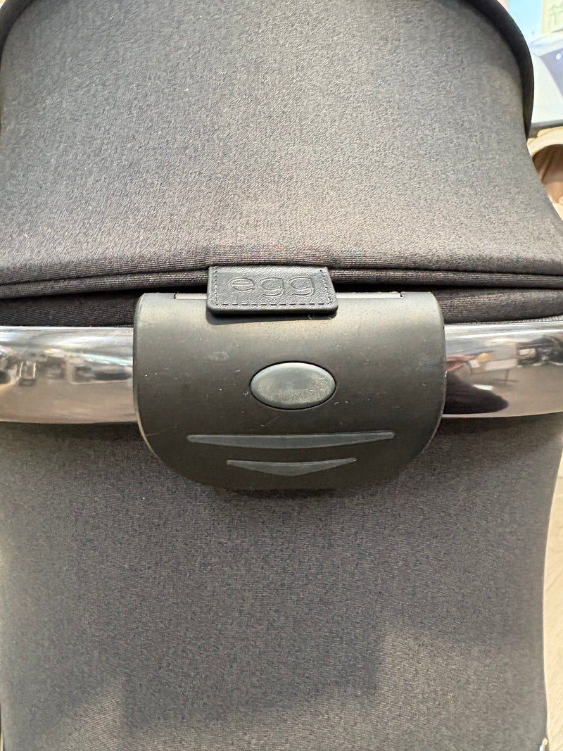 PRE LOVED egg3 Travel System - Carbonite