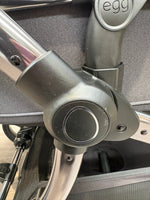 PRE LOVED egg3 Travel System - Carbonite