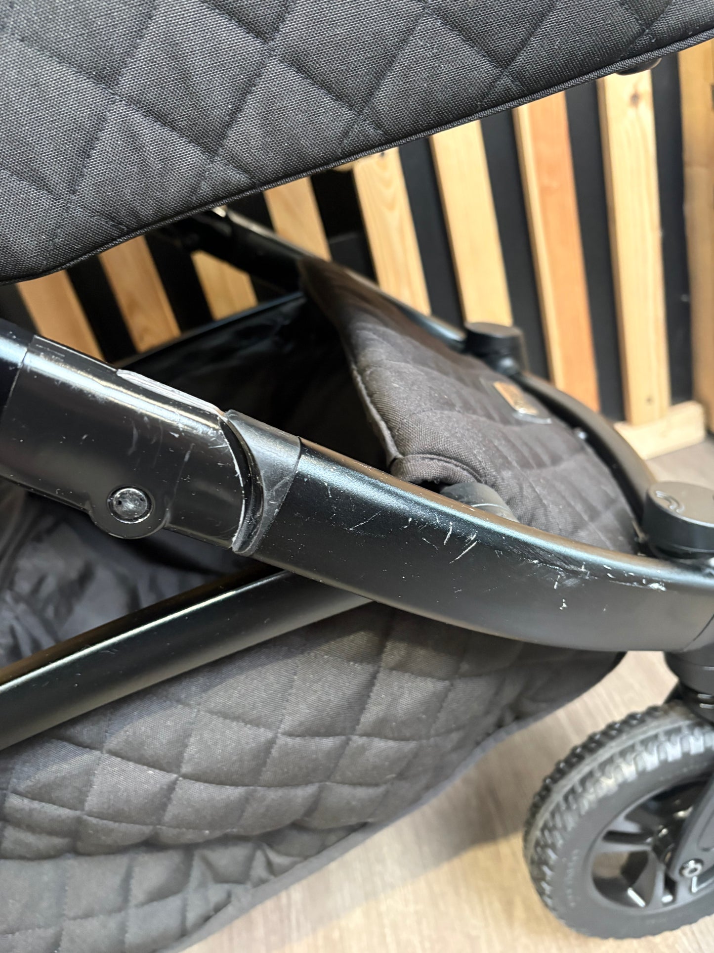 PRE LOVED Cosatto Wow 3 Travel System - Silhouette
