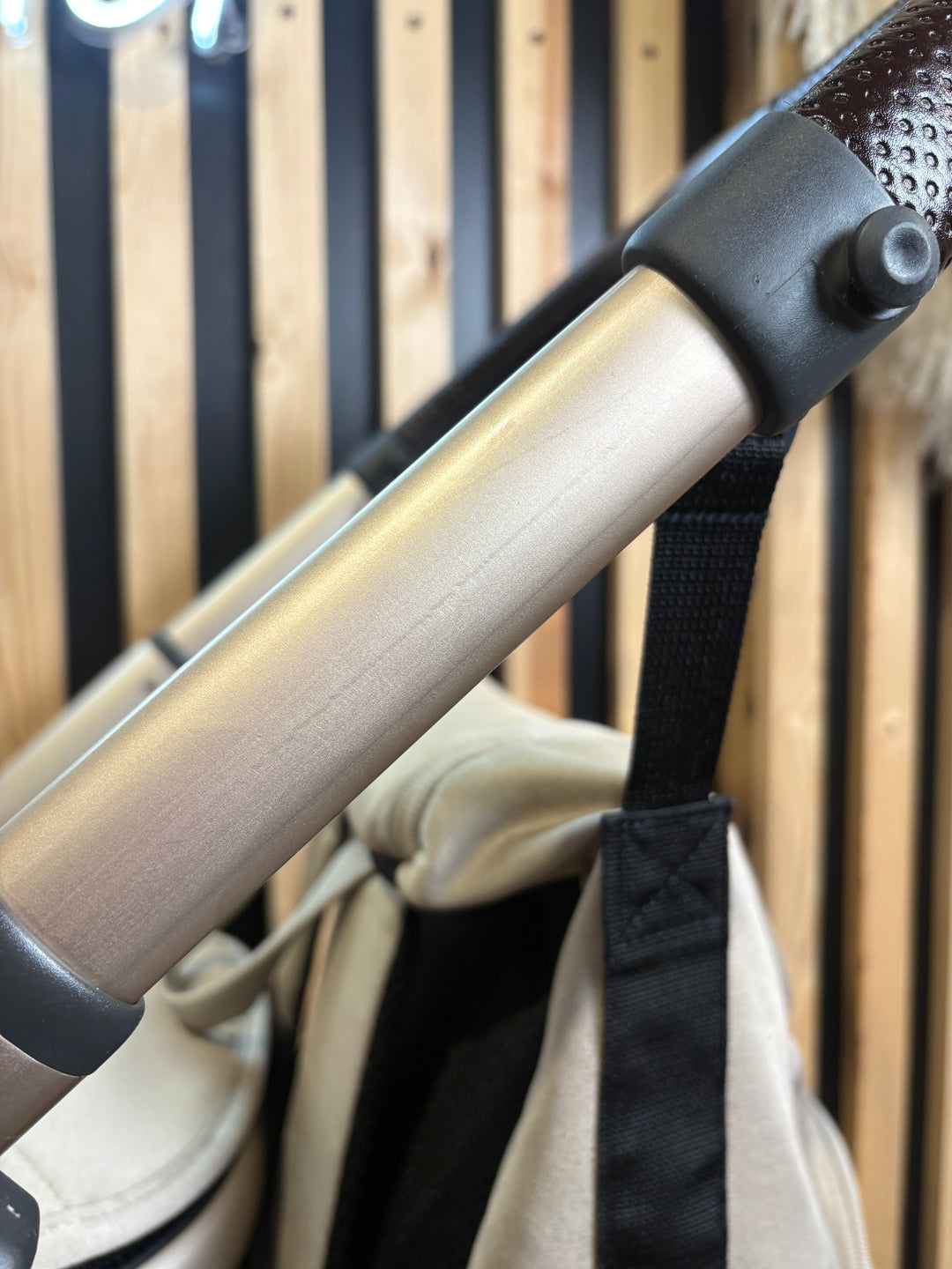 PRE LOVED Babystyle Oyster3 Travel System - Creme Brulee