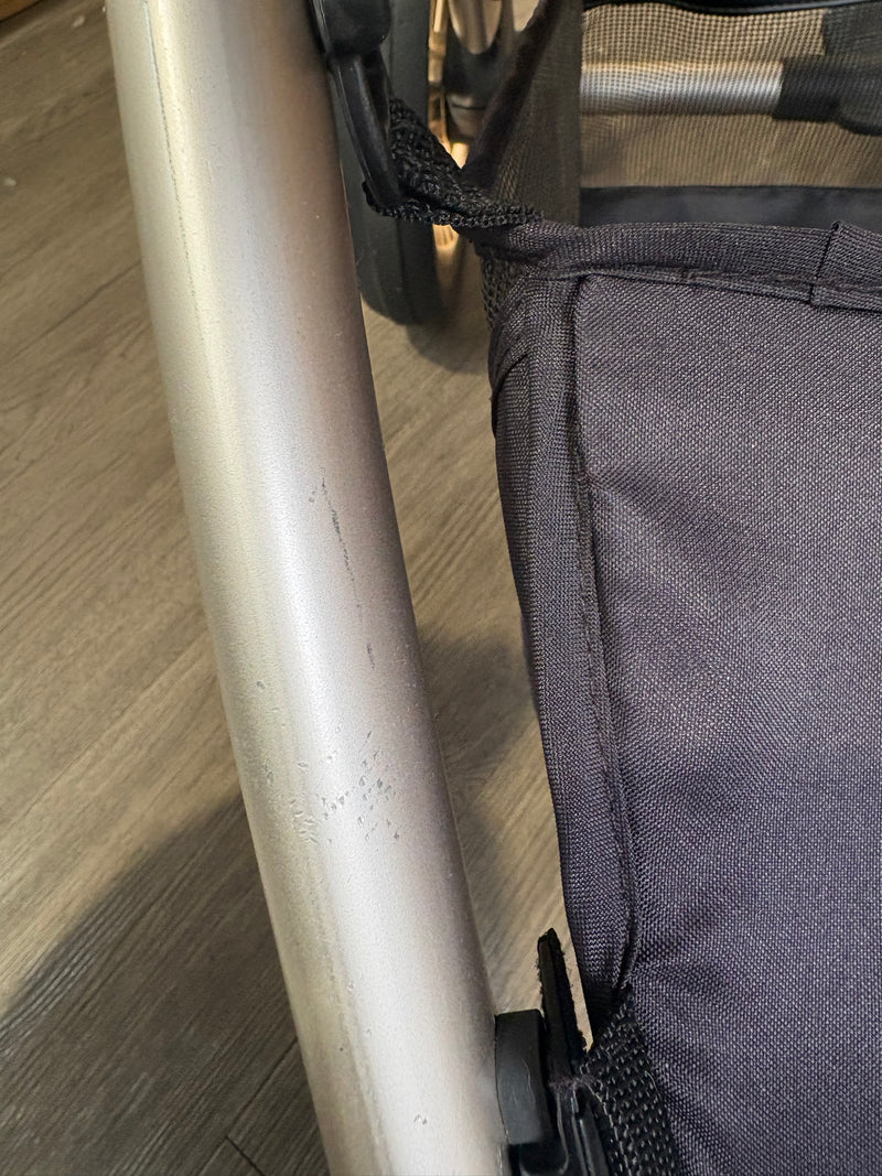 PRE LOVED Babystyle Oyster3 Pram + Pushchair - Creme Brulee