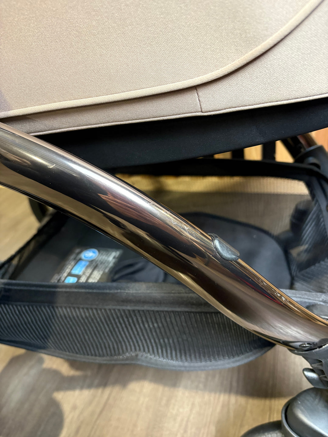 EX DISPLAY egg3 Pram + Pushchair - Houndstooth Almond