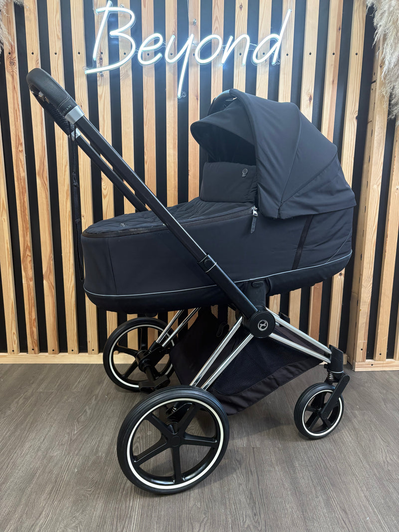 PRE LOVED Cybex Priam 2-in-1 Travel System - Sepia Black on Chrome