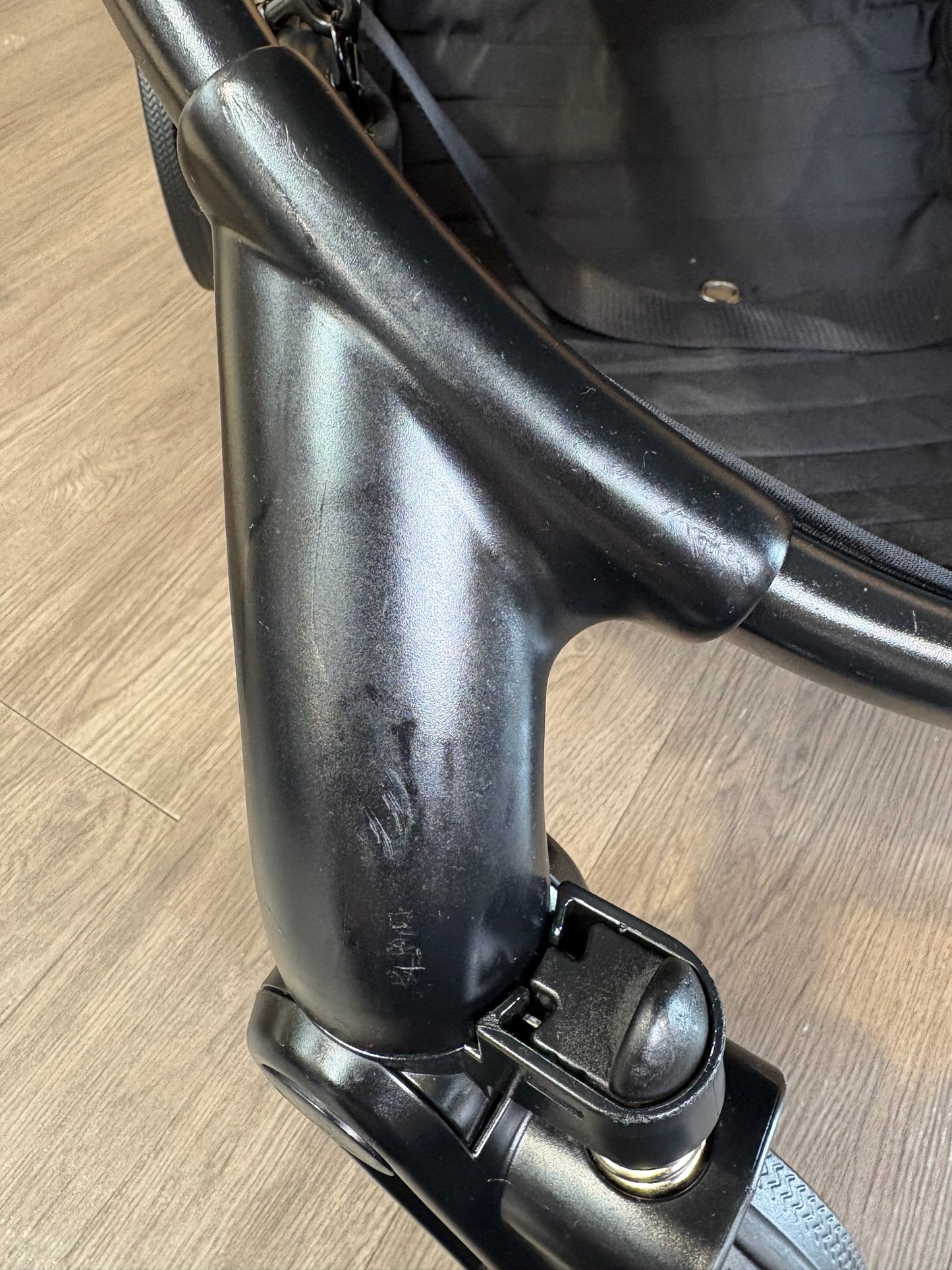 PRE LOVED iCandy Peach 7 Pram, Pushchair + Accessories - Ivy