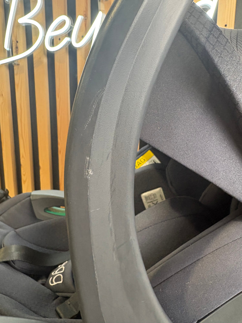 PRE LOVED egg3 Travel System - Celestial