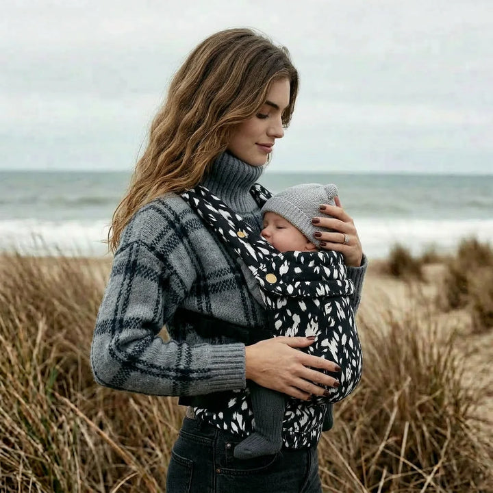 Bizzi Growin Nomad Air Monochrome Print Baby Carrier – Orca