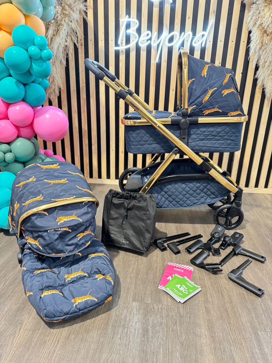 PRE LOVED Wow XL Pram and Accessories Bundle - On The Prowl