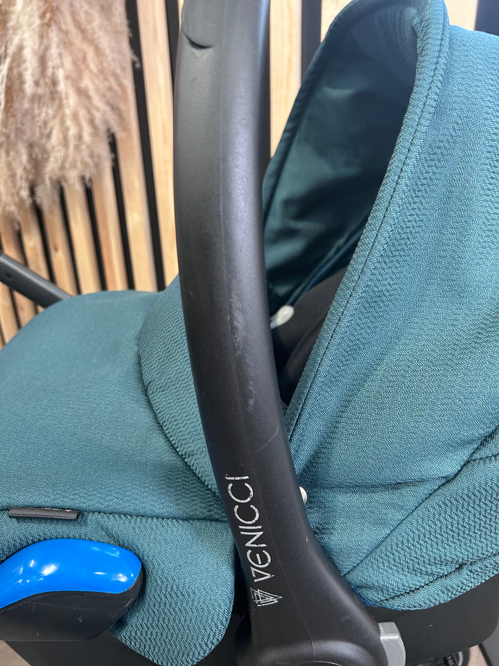 PRE LOVED Venicci Tinum 2.0 Special Edition Travel System - Teal Bay