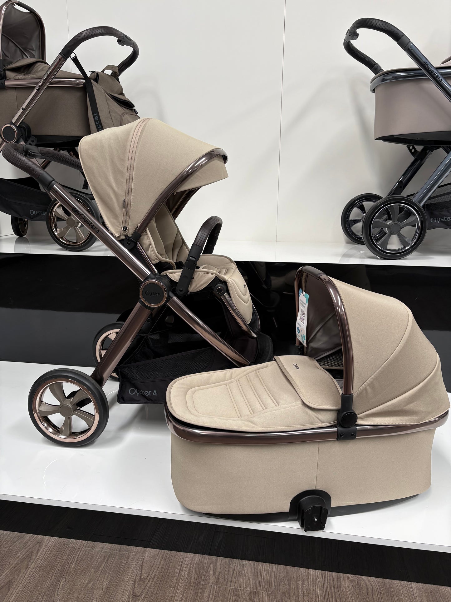 EX DISPLAY Babystyle Oyster4 2-in-1 Travel System - Buttermilk