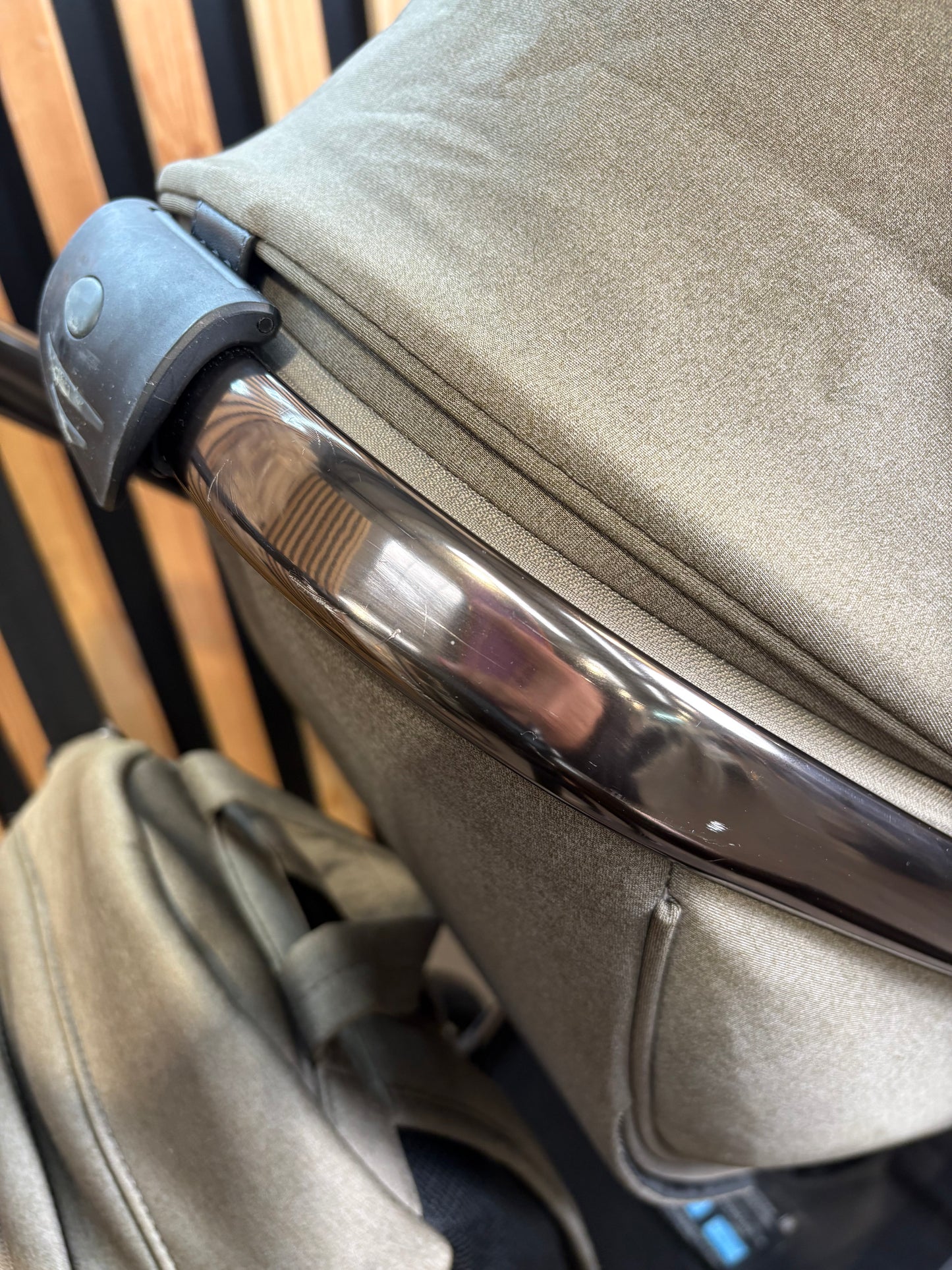 PRE LOVED egg3 Travel System - Mink