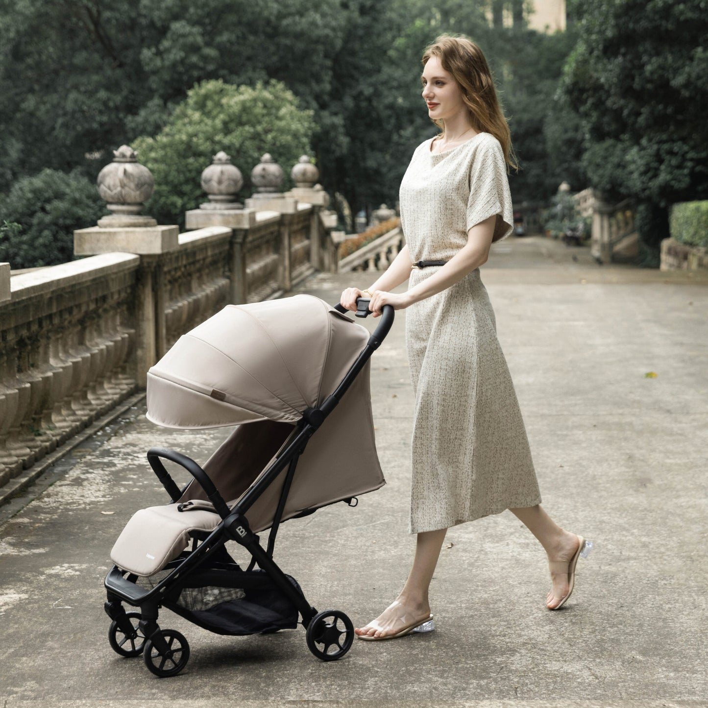 Babymore Yara Compact Stroller – Latte