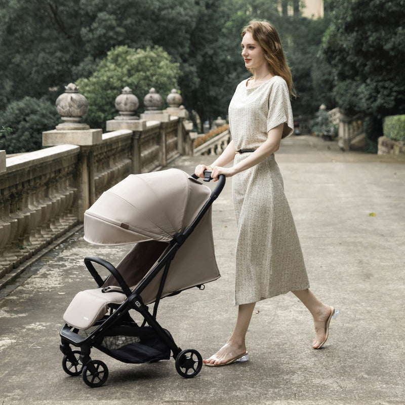 Babymore Yara Compact Stroller – Latte