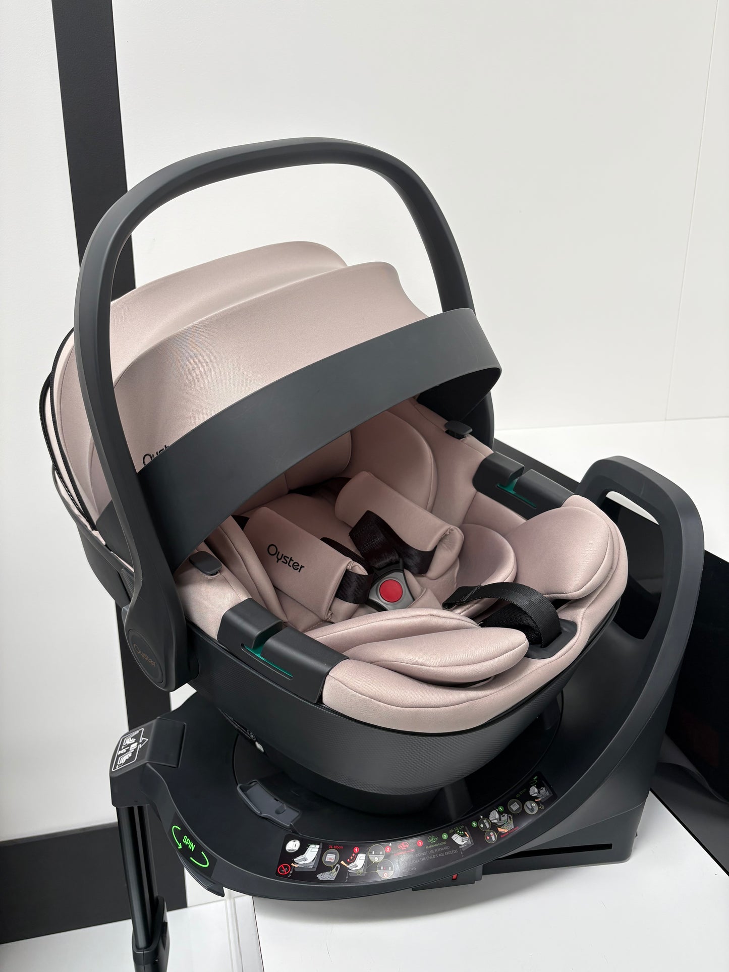 EX DISPLAY Oyster Vee Travel System Bundle - Vanilla