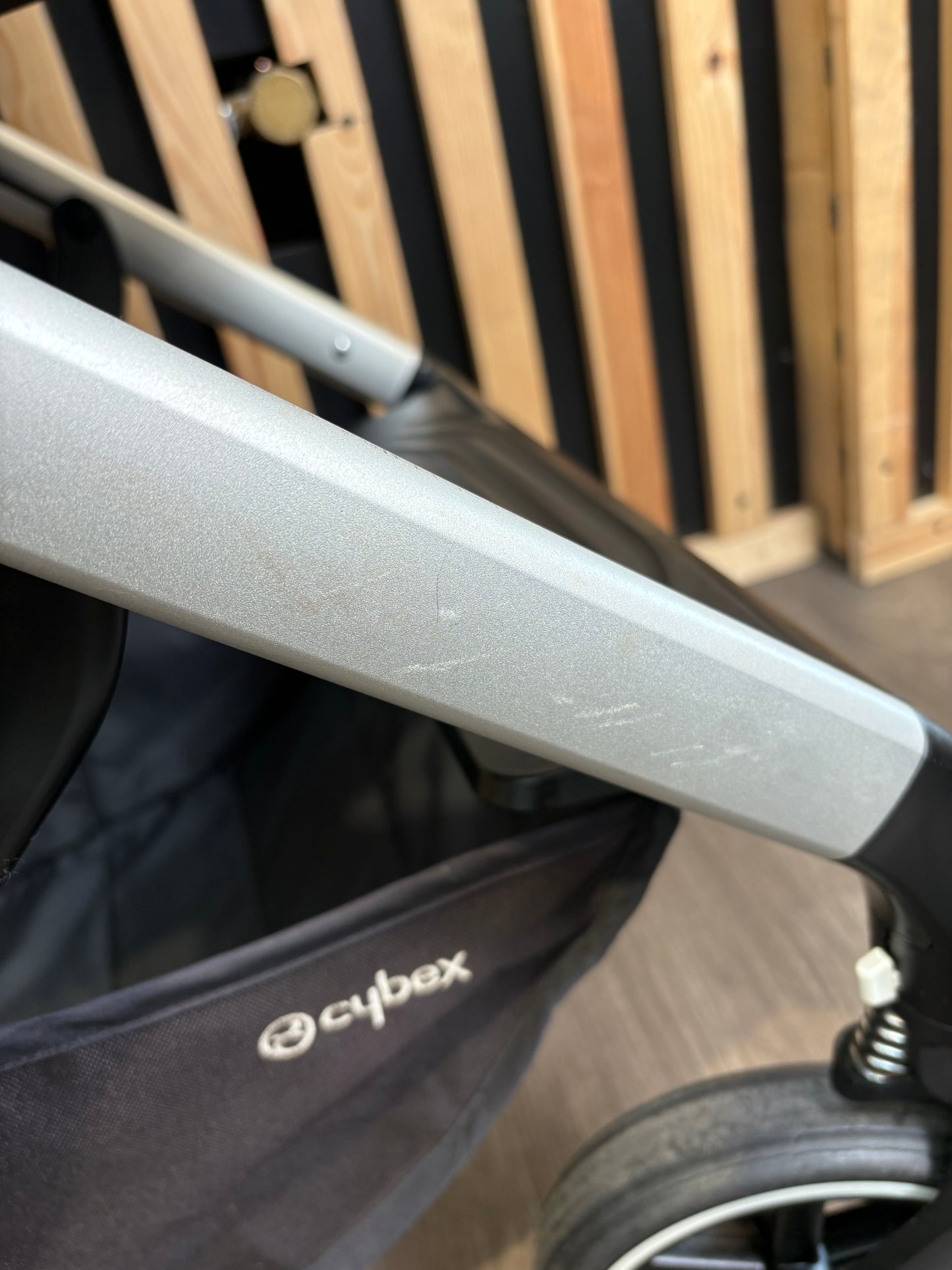 PRE LOVED Cybex Balios 2-in-1 Travel System - Manhattan Grey