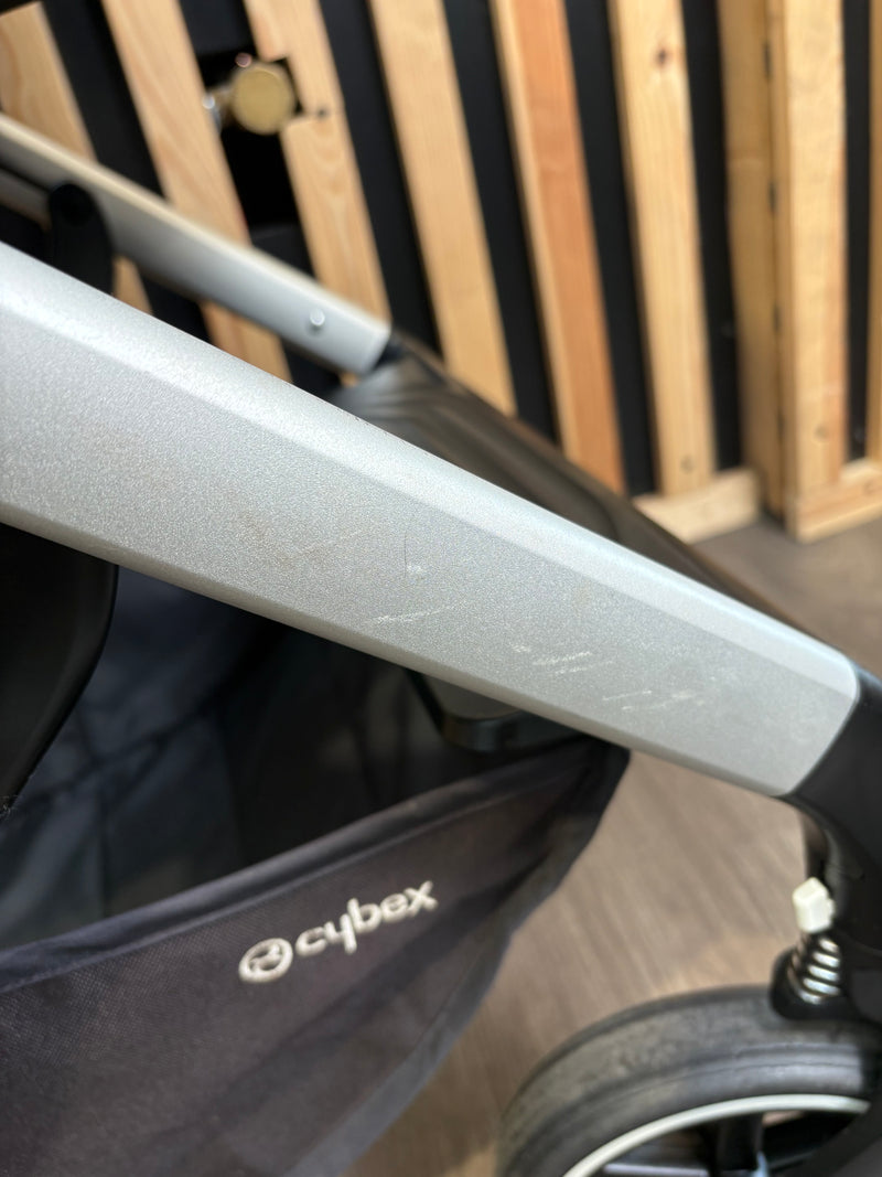 PRE LOVED Cybex Balios 2-in-1 Travel System - Manhattan Grey