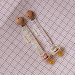 Avery Row Dummy Clip - Wildflower Garden