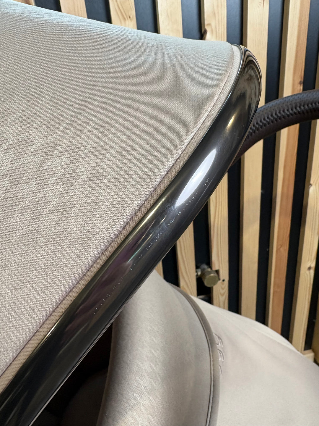 EX DISPLAY egg3 Pram + Pushchair - Houndstooth Almond