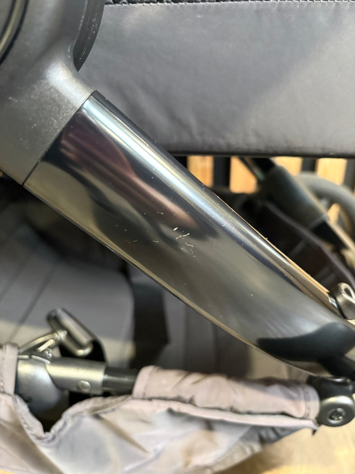 PRE LOVED iCandy Peach 6 Travel System - Cerium