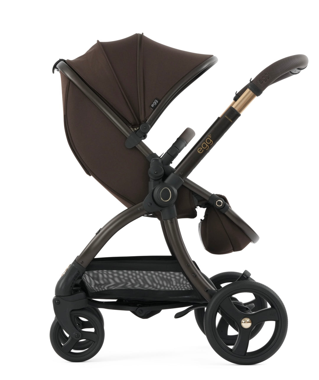 egg3 Luxury Maxi-Cosi Cabriofix i-Size Travel System Bundle - AINR Exclusive Turkish Coffee