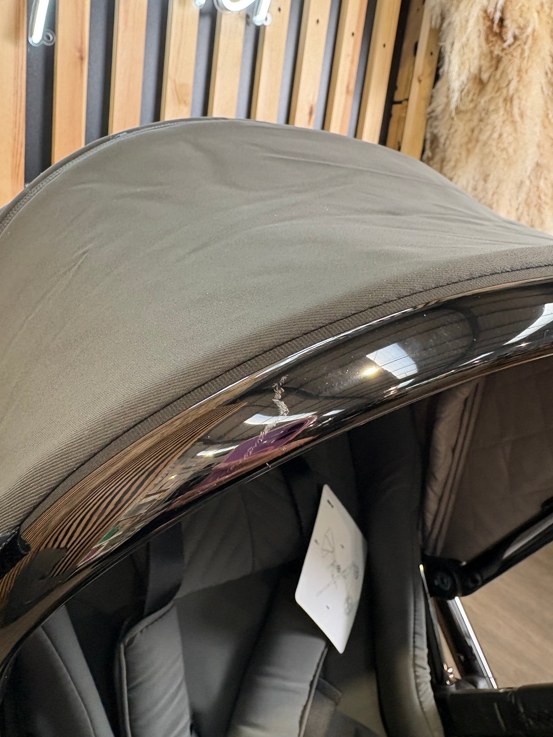 EX DISPLAY Venicci Tinum Upline 2-in-1 Travel System - SE Lava