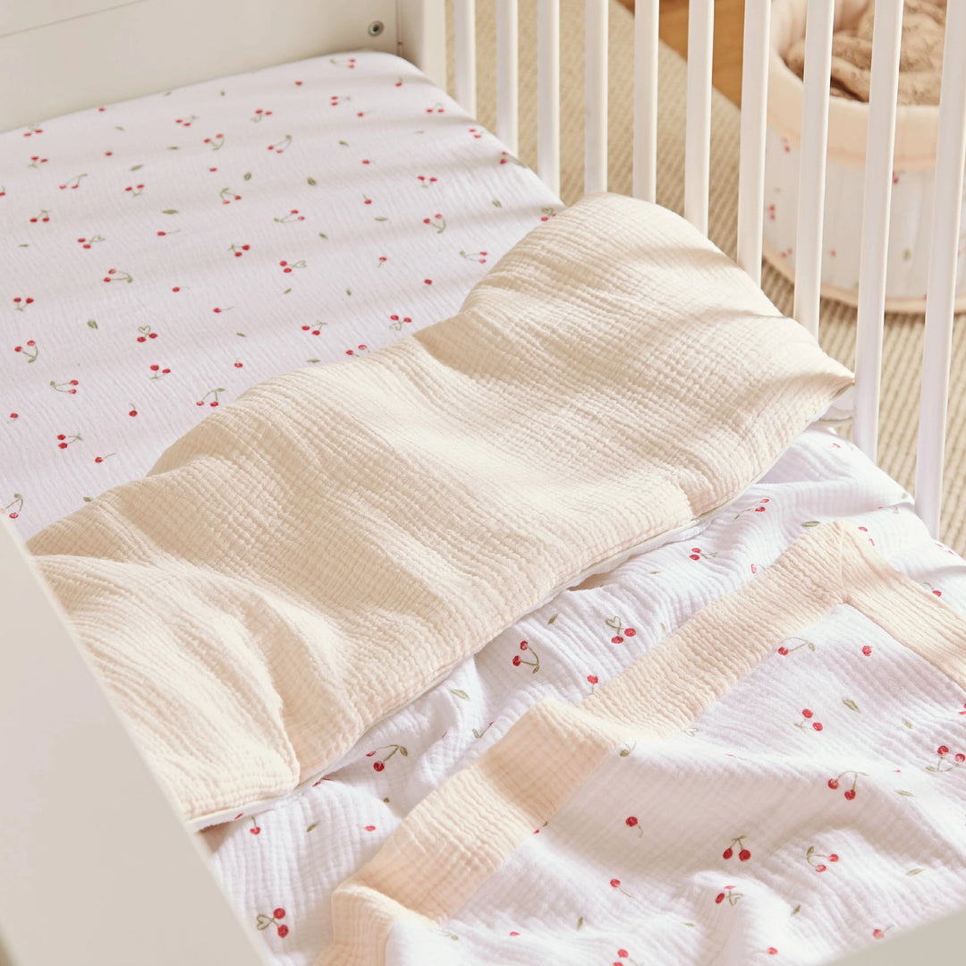 CuddleCo 4 Piece Cot Bed Bedding Set - Ditsy Cherry