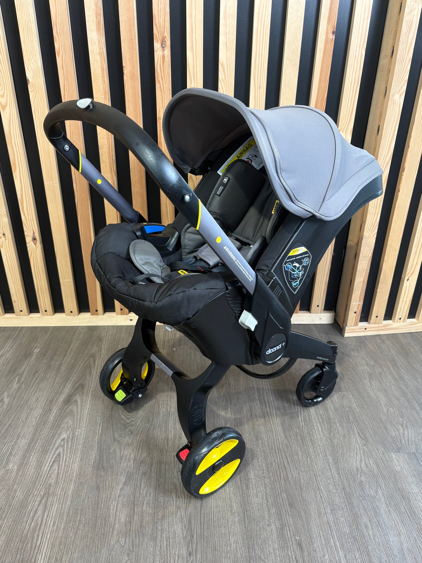 PRE LOVED Doona+ Car Seat & Stroller w/ Accessories - Urban Grey