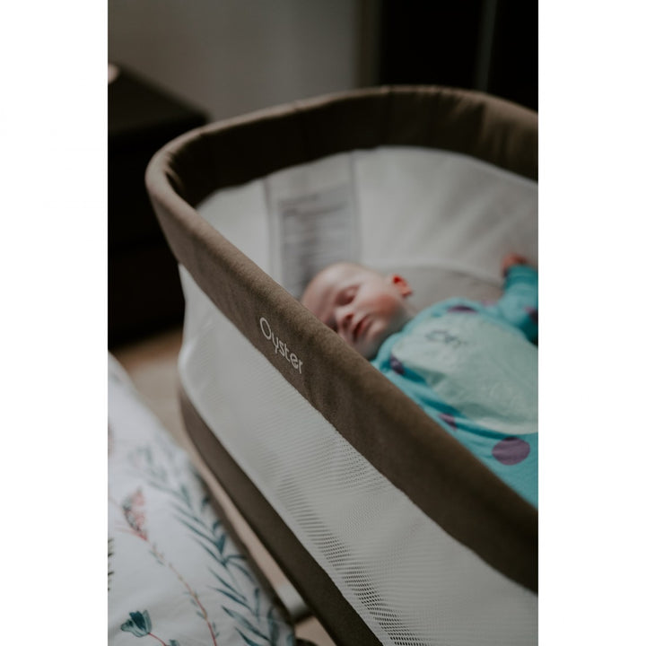 Babystyle Oyster Wiggle Crib - Carbonite