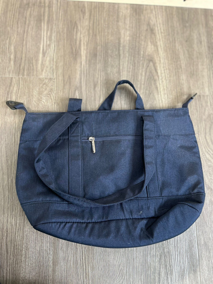PRE LOVED Venicci Tinum 2.0 Sapphire Changing Bag + Mat