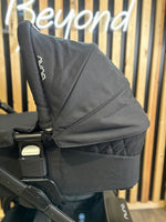 PRE LOVED Nuna Mixx Travel System - Caviar/Granite