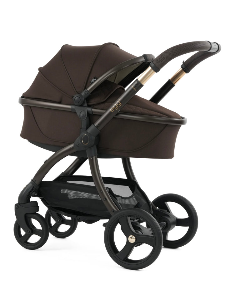 egg3 Luxury Maxi-Cosi Cabriofix i-Size Travel System Bundle - AINR Exclusive Turkish Coffee