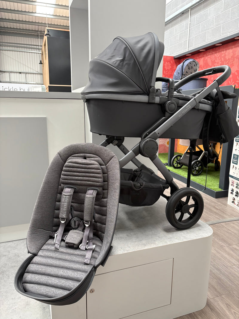 EX DISPLAY iCandy Peach 7 All-Terrain Pram & Pushchair Combo + Footmuff - Storm Grey