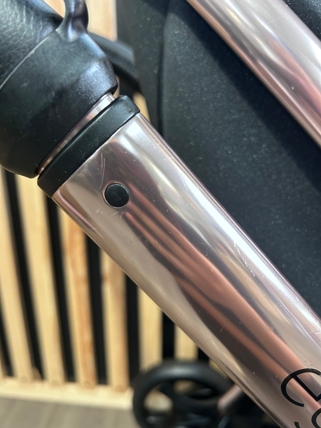 PRE LOVED egg Pushchair + Footmuff - Diamond Black