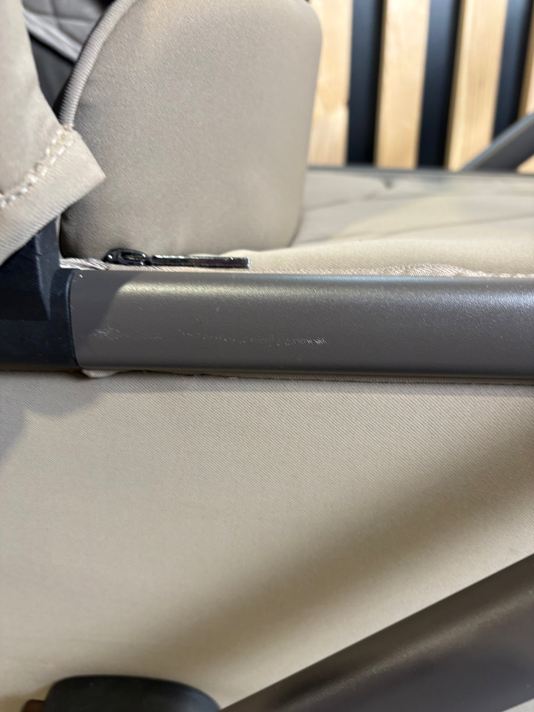 PRE LOVED Venicci Tinum Upline 2-in-1 Travel System - SE Powder